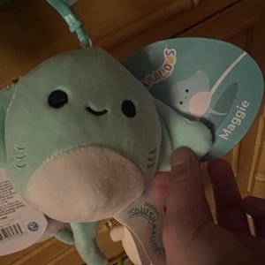 Maggie clip squishmallow